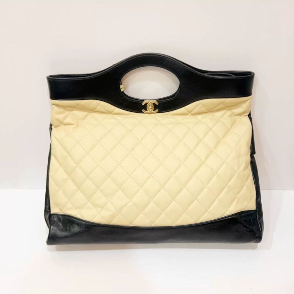 Chanel Women Pre-Loved Bag Very Good Condition